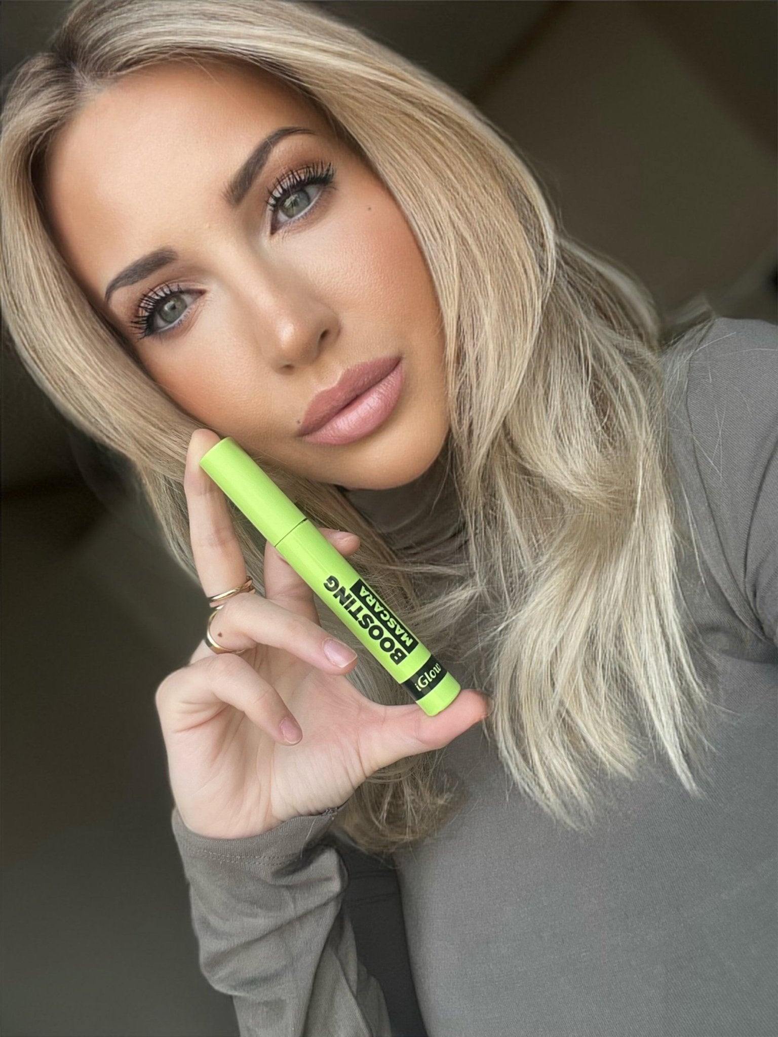 iGlow Lash Maximizer and free iGlow Boosting Mascara - iGlow Cosmetics