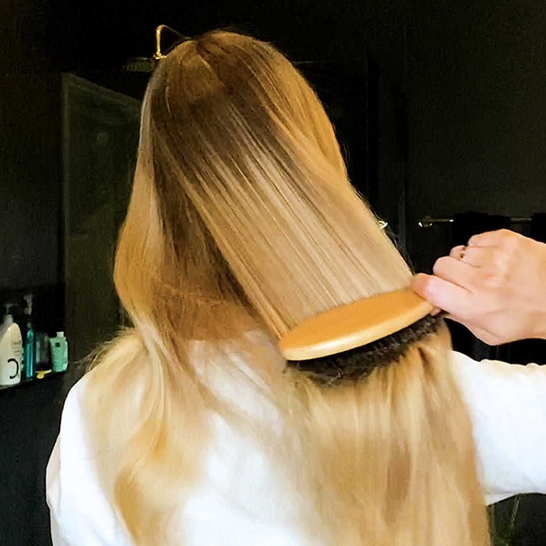 iGlow Hair Brush XL - iGlow Cosmetics