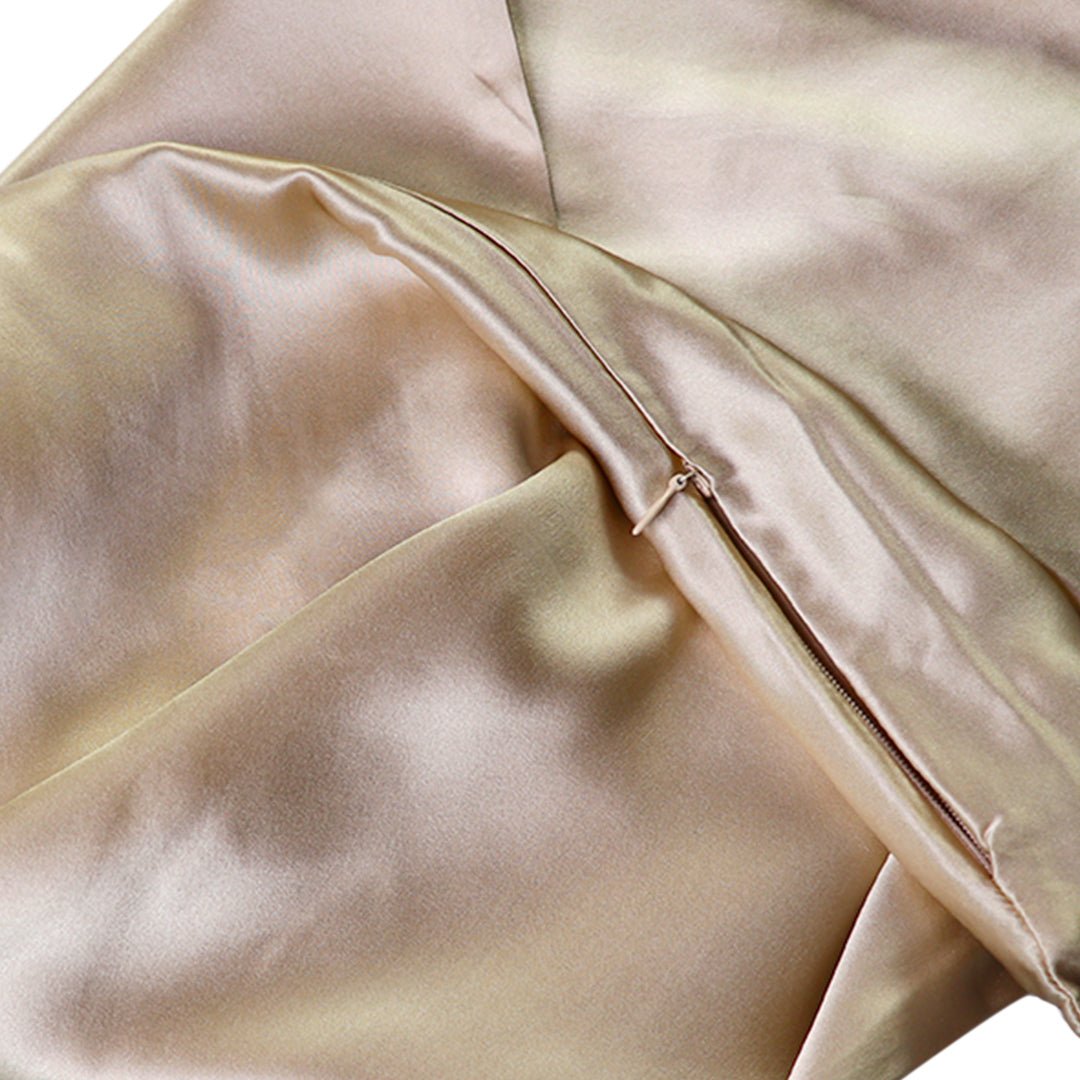 iGlow Silk Pillowcase - Champagne Dreams - iGlow Cosmetics