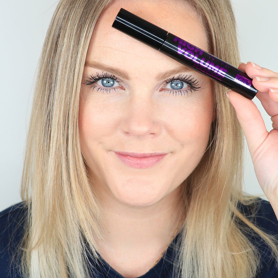 Wearing the iGlow High Volume Mascara