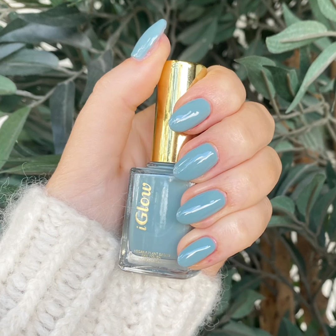 iGlow Nailpolish - Cora Blue - iGlow Cosmetics