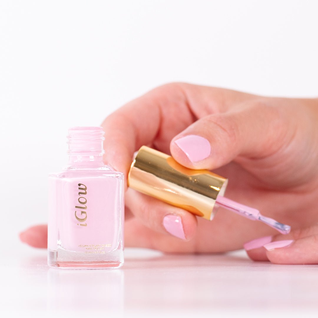 iGlow Nailpolish - Lovely Pink - iGlow Cosmetics